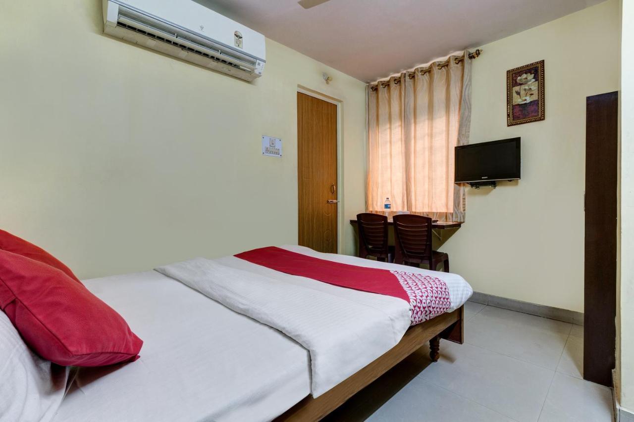 Oyo Hotel Satguru Джамшедпур Экстерьер фото