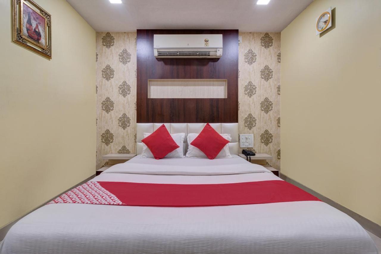 Oyo Hotel Satguru Джамшедпур Экстерьер фото