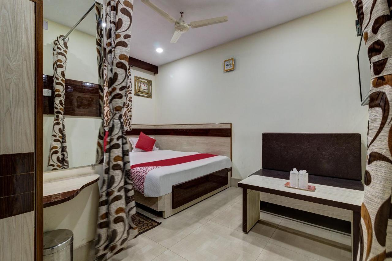 Oyo Hotel Satguru Джамшедпур Экстерьер фото